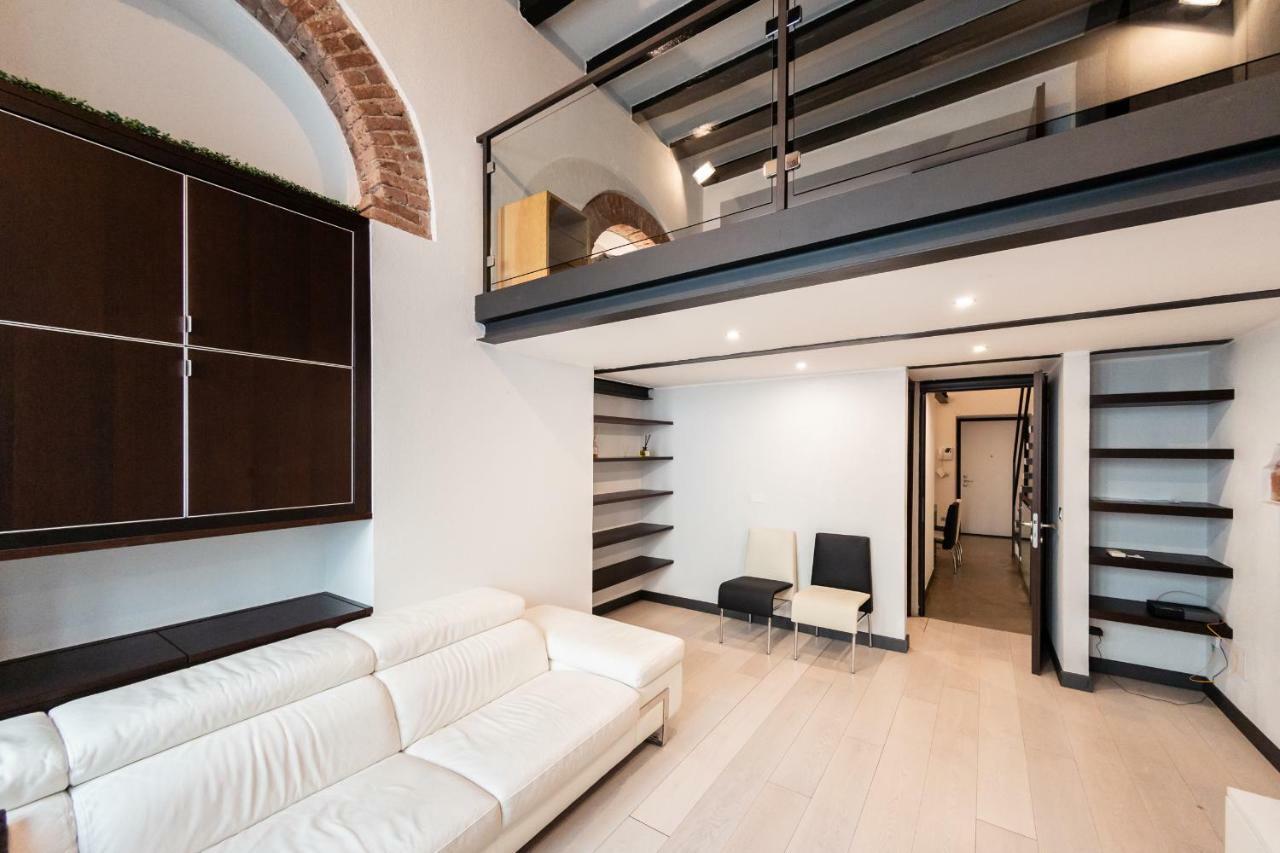 Milan Luxury Apartment - Porta Venezia Екстер'єр фото